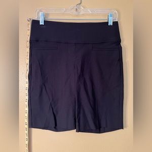 NWOT Women’s Perfect Fit Dress Shorts